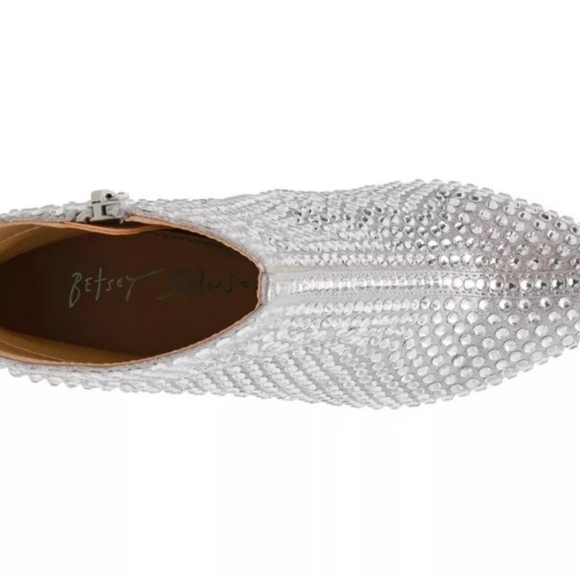 🔹️Betsey Johnson 🔹️Colby Bedazzled Booties in silver for women - Picture 6 of 8